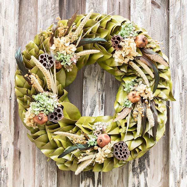 How to Choose the Best Wreath for You | The Magnolia Company