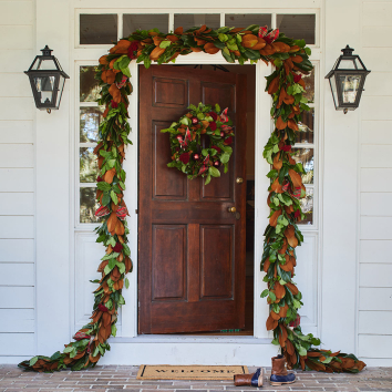 Jingle Bell Blossom Garland